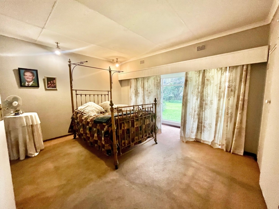 5 Bedroom Property for Sale in Protea Park North West